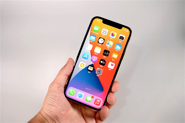 泾县苹果手机维修分享iOS 14.2修订版已到，专属iPhone 12系列 